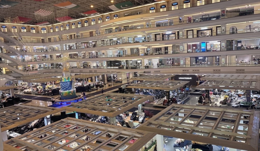 Foshan Lecong furniture market sourcing for overseas buyers